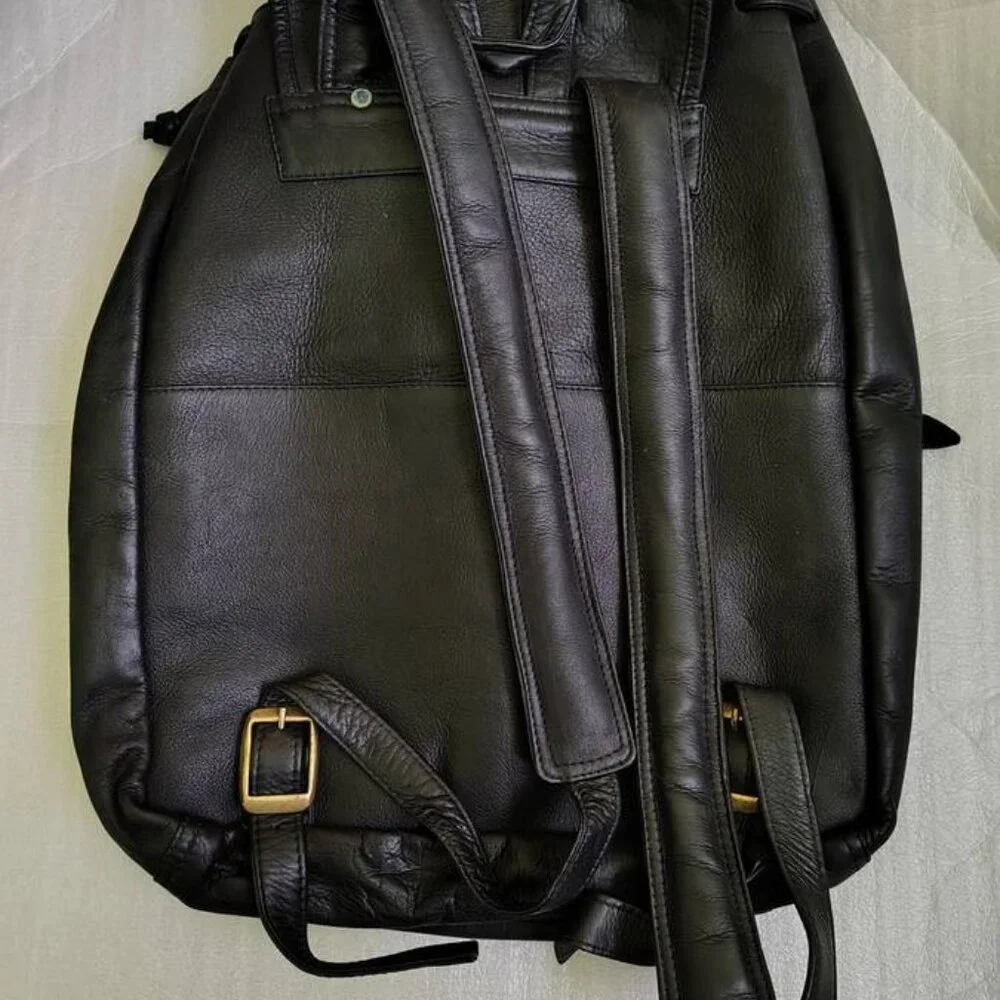 Bugati Backpack - Picture 2 of 3